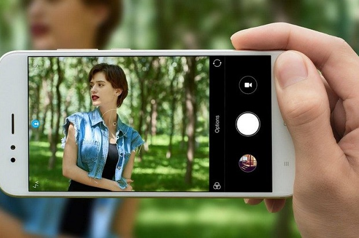 Beginilah cara menikmati fitur  bokeh pada kamera ponsel,meskipun ponsel Anda belum berkamera ganda.