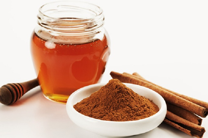 Sedang berusaha menurunkan berat badan? Coba ramuan dari dua bahan, kayu manis dan madu, ini yang dapat mempercepat metabolisme tubuh.
