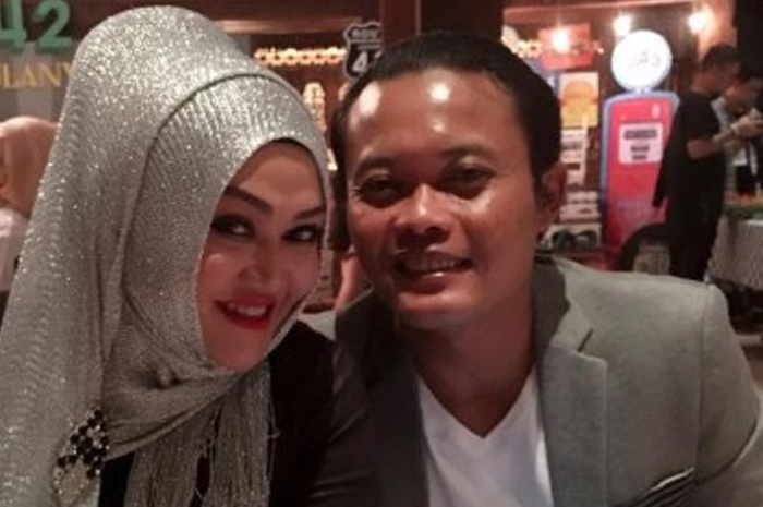 Saat merasa terganggu, seseorang akan memblokir kontak WhatsApp orang yang dianggapnya mengganggu.