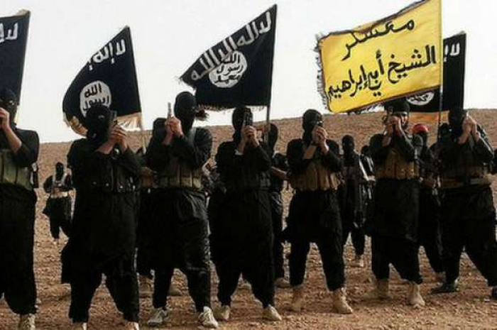 Para pasangan anggota ISIS ini ditangkap sebagai hukuman atas dukungan mereka terhadap suami militan mereka, yang membuat kekacauan dari tahun 2014 hingga 2017.