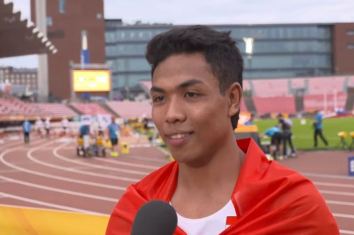 Pada malam yang sejuk dan berangin di Tampere, Zohri, yang berusia 18 tahun, berhasil melesat bak roket dan merebut medali emas.