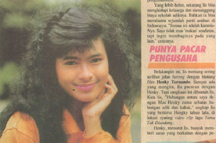 Sebelum berdangdut, Iis Dahlia sempat hadir di dunia rekaman musik pop. Album pertama Iis berjenis pop Mandarin dan diedarkan tahun 1987.
