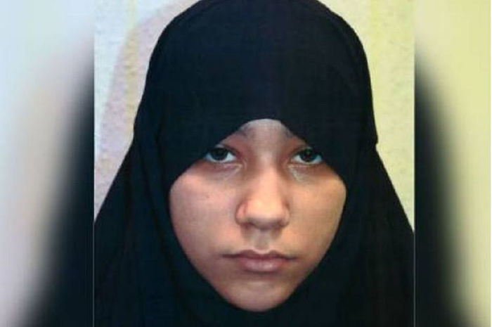 Bersama ibu dan kakak perempuannya, ia membentuk sel perempuan ISIS pertama di Inggris, akan menjalani masa hukuman setidaknya 13 tahun. 