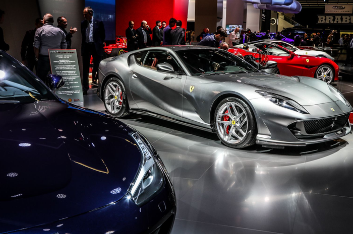 Sebuah Ferrari dapat dijual dengan harga $ 200.000 (Rp2,9 miliar) hingga lebih dari $ 300.000 (Rp4,3 miliar).