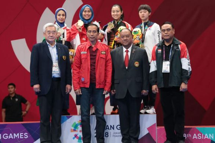 Indonesia dipastikan masuk 4 besar klasemen Asian Games 2018 sementara negara serumpun kita, Malaysia hanya di peringkat ke-14.
