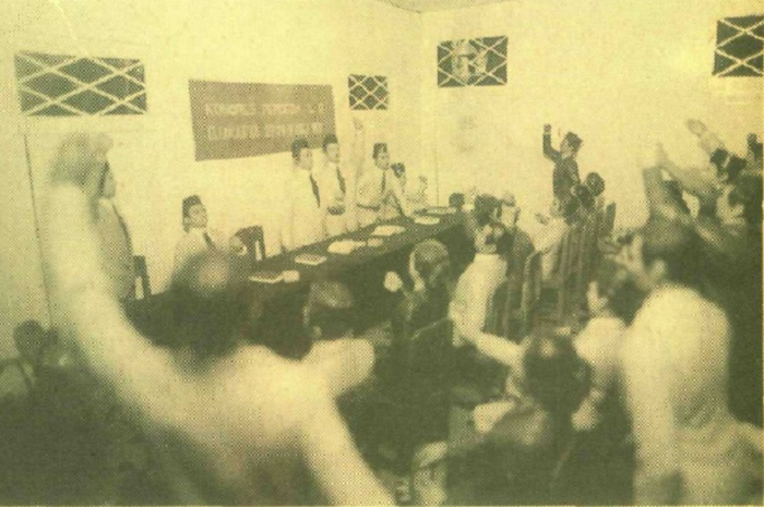 Suasana sewaktu Kongres Pemuda II dalam diorama