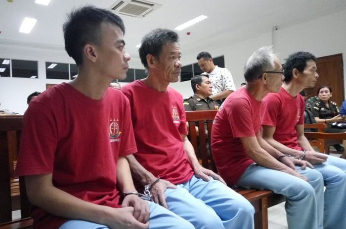 Empat warga China dituntut hukuman mati oleh jaksa penuntut umum dalam sidang yang digelar di Pengadilan Negeri Batam.