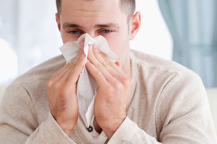 Flu sering menyulitkan mengonsumsi makanan, karena gejala flu dapat menyebabkan mual atau gejala lambung.