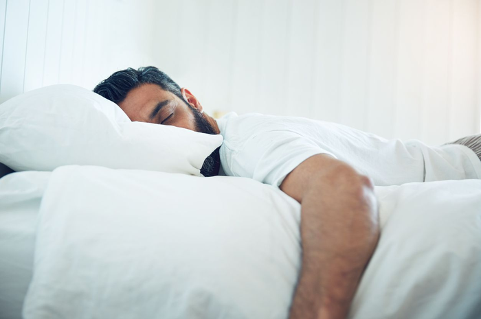 Anda sering memilih untuk langsung tidur setelah menjalankan sahur saat puasa? Sebaiknya Anda segera menghentikan kebiasaan tersebut.