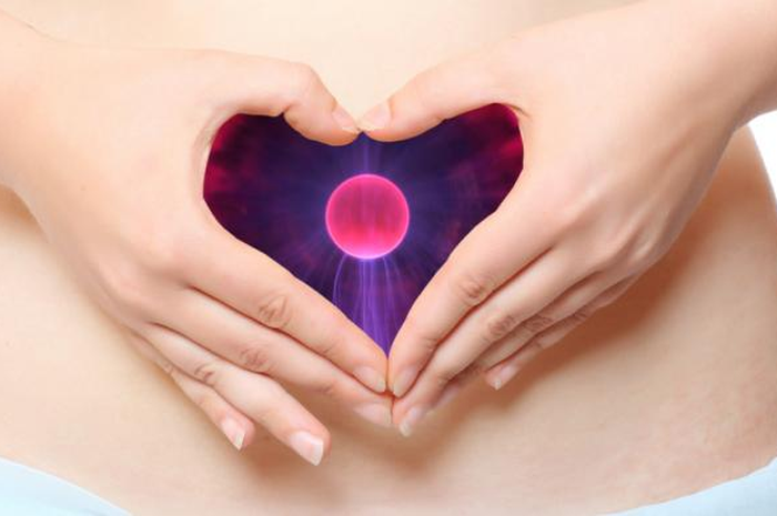 Tidak hanya sperma, pada dasarnya kualitas sel telur perempuan juga memiliki peran penting untuk mempercepat kehamilan.