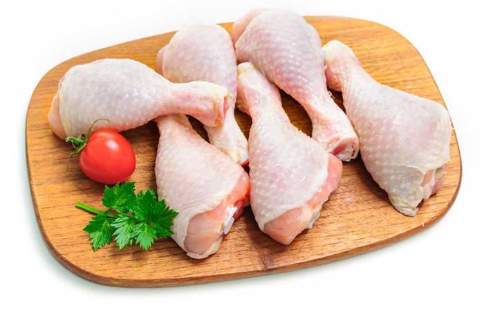 Bila mendapati ciri-ciri tertentu pada daging ayam, sebaiknya disingkirkan karena ini bisa membawa kematian. Ciri-cirinya seperti apa?
