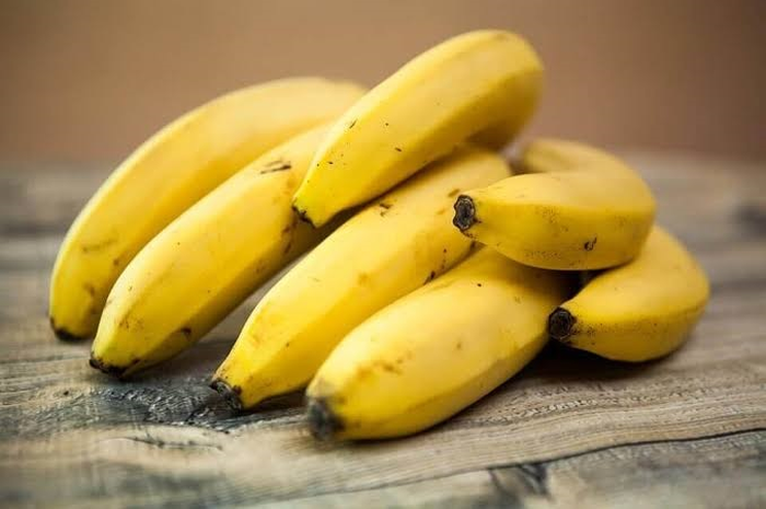 Buah pisang cepat sekali berubah warna menjadi kecokelatan. Begini trik yang bisa digunakan untuk menyimpan pisang agar tak berubah warna.