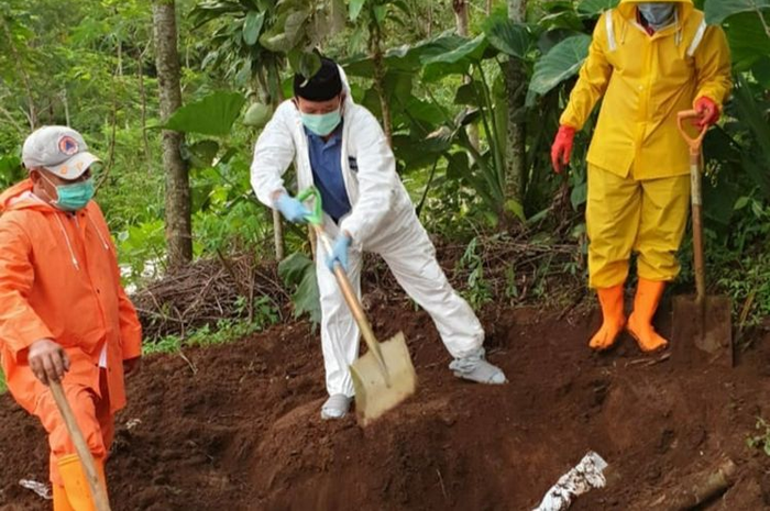 masih saja terjadi kasus penolakan pemakaman jenazah pasien Covid-19 padahal sudah ada prosedurnya, polisi mulai geram