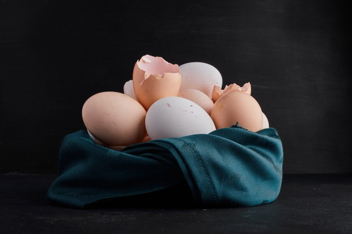 Jangan buru-buru dibuang, nyatanya cangkang kulit telur bermanfaat untuk tanaman. Ini dia manfaatnya.