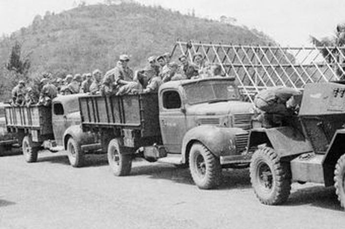 Iring-iringan tentara saat Agresi Militer Belanda I pada 1947. (ilustrasi) Permulaan Konflik Indonesia-Belanda selama 4 Tahun, Ini Cara Belanda Datang ke Indonesia di Awal Kemerdekaan RI