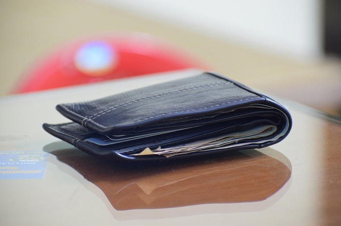 ilustrasi dompet