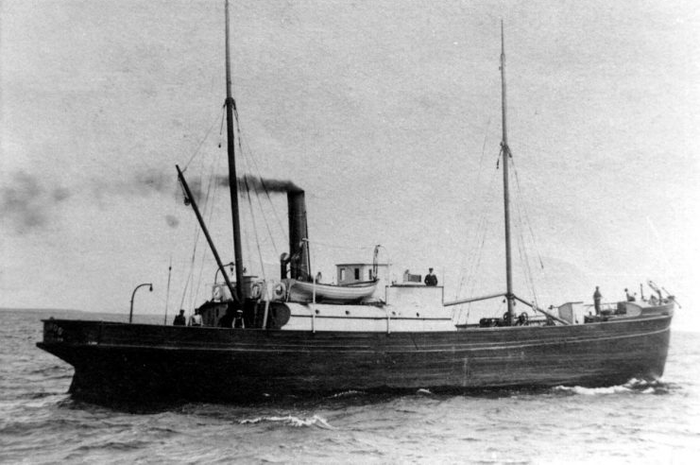 Sebuah kapal selam Jerman menenggelamkan SS Kyros pada tahun 1917 saat dia mengangkut kargo cognac yang berharga