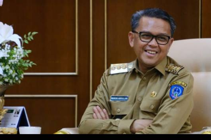Gubernur Sulsel Nurdin Abdullah mengatakan, menarik data pertumbuhan ekonomi Sulsel yang mengalami perbaikan signifikan untuk triwulan III yakni pertumbuhan membaik baik dari sisi Year on Year (YoY), dari -3,81% membaik jadi -1,81%.