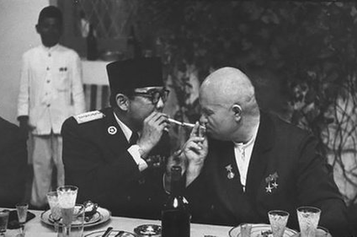 Nikita Khrushchev dan Soekarno
