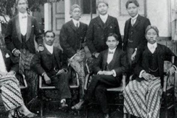 Mengapa kebangkitan nasional sangat penting bagi indonesia?