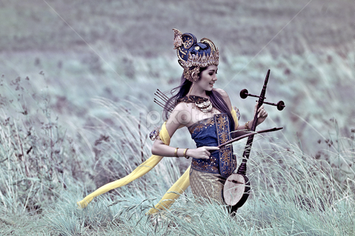 Apakah weton Anda termausk, inilah tiga neptu weton yang paling cantik hatinya bak Srikandi, menurut Primbon Jawa.
