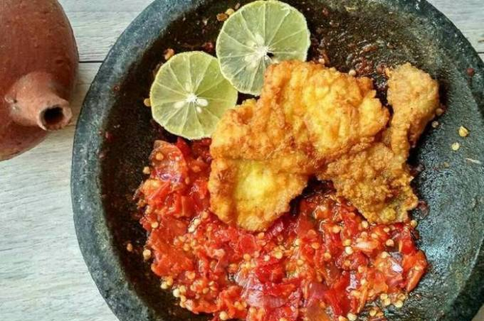 (ilustrasi) resep ayam geprek