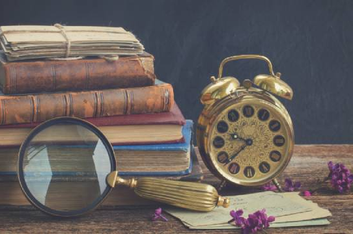 Temukan perbedaan dan persamaan dari ketiga historiografi!