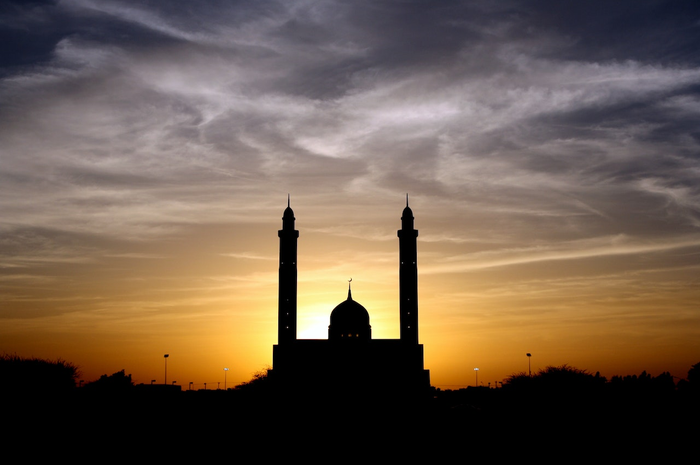 Apakah&nbsp;teori Gujarat oleh Prof. Dr.C. Snouck Hurgronje sudah cukup untuk menjelaskan masuknya agama Islam ke Indonesia?