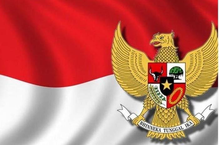 Nilai-nilai dalam sila kedua Pamcasila wajib diamalkan oleh warga negara Indonesia.