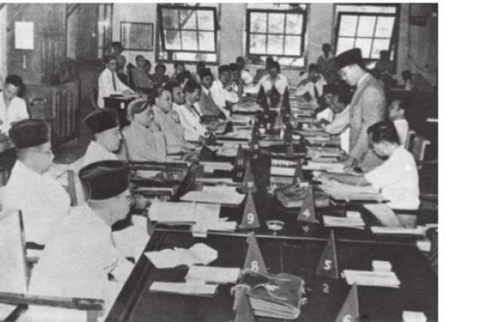 Peristiwa pembentukan BPUPKI yang oleh Jepang untuk mempersiapkan kemerdekaan Indonesia.
