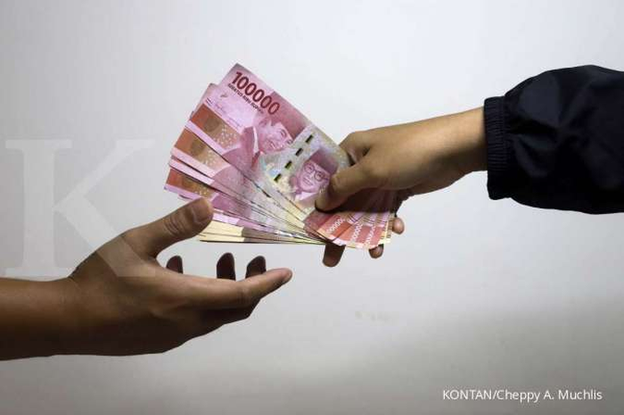 Ilustrasi. Jokowi telah membagikan bansos Rp400 ribu kepada masyarakat terdampak El Nino. Simak cara cek BLT El Nino lewat HP di sini.