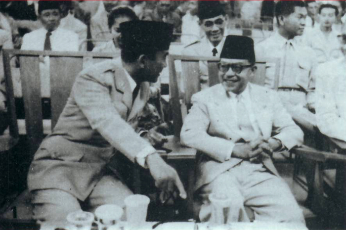 Memperingati Hari Kelahiran Bung Hatta: Bung Karno dan Bung Hatta, dari Dwitunggal Menjadi Dwitanggal