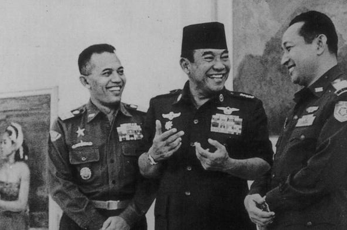 Supertasmar, Surat Perintah Tiga Belas Maret. Ini merupakan surat perintah yang dikeluarkan Soekarno untuk mengoreksi Supersemar.