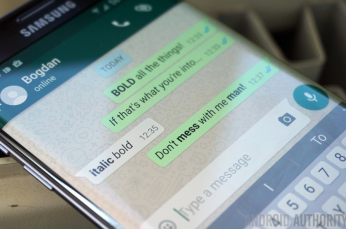 Fitur bertajuk “deleting messages for everyone” ini sudah lama dinanti-nanti, dan kini mulai dirilis untuk sebagian pengguna.