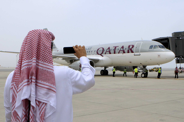Jalur penerbangan Qatar Airways juga terdampak persoalan diplomatik Qatar