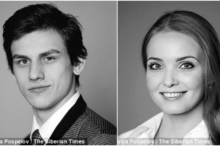 Nikolay mengajukan lamarannya kepada Ksenia usai pertunjukan teater di depan penonton di Teater Balet Novosibirsk, Rusia.