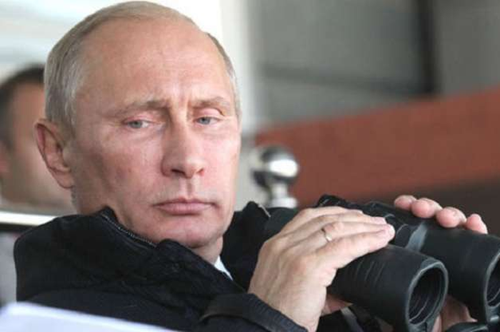 VIDEO! Presiden Rusia, Vladimir Putin, menutup malu mukanya. Dia tertawa begitu kencang saat nama Indonesia disebut. Ada apa ya?