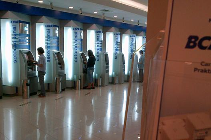 Hati-hati menjaga identitas personal Anda. Jika ceroboh, para hacker atau pencuri identitas siap menggunakannya untuk berbagai aktivitas keuangan yang bisa merugikan Anda, lho.