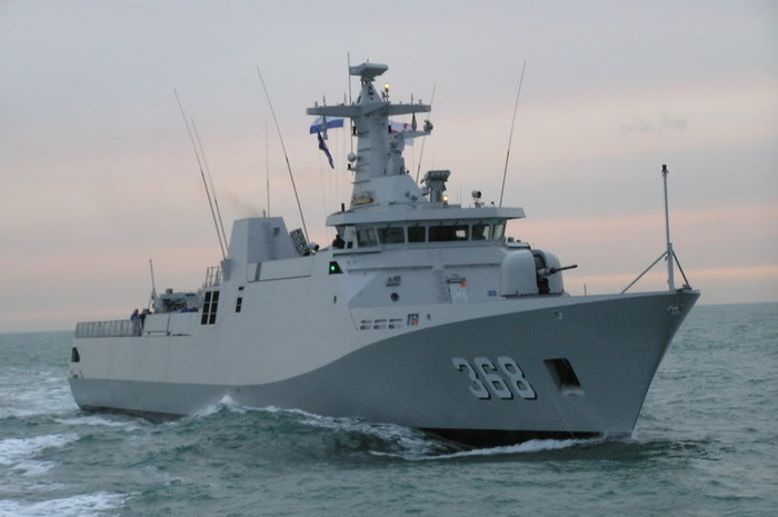 Pada dasarnya, nomer lambung kapal perang TNI AL dibagi berdasarkan satuan dimana kapal tersebut bernaung. Secara keseluruhan ada tujuh satuan yang menjadi induk kapal perang.