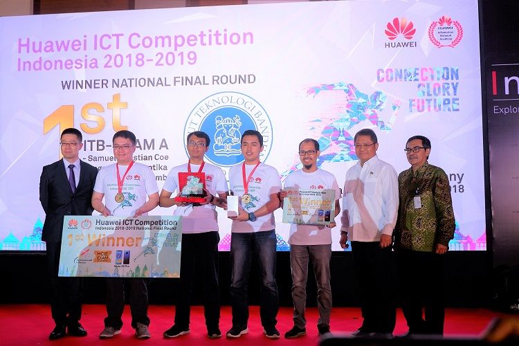 Pertama Kali Digelar, Mahasiswa ITB Jadi Juara Huawei ICT Competition