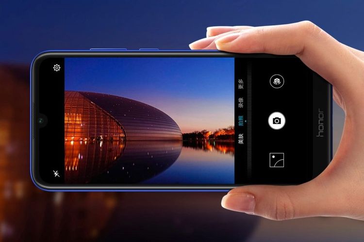 Honor Luncurkan Ponsel Honor 8A dengan Poni "Waterdrop", Harganya?