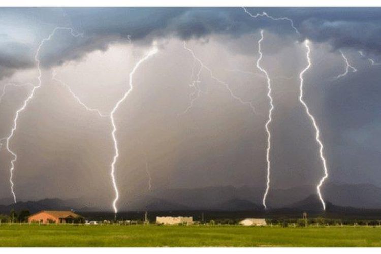 Potensi Cuaca Ekstrem di Kaltim Diperkirakan hingga 25 Februari 2021