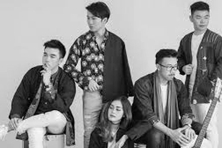 Lirik dan Chord Lagu Panah Asmara Chrisye feat. Tohpati