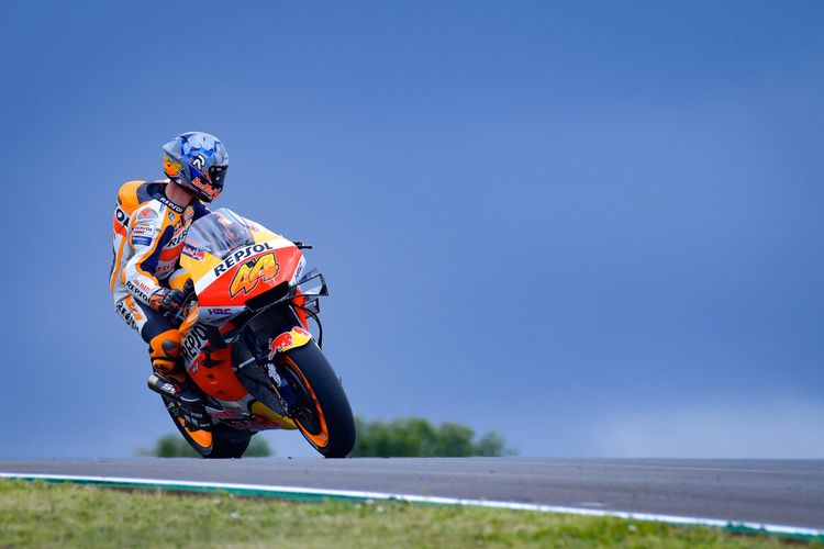 Pol Espargaro Pilih Ditemani Minions Dalam Menyambut Motogp Italia 2021 Semua Halaman Sportfeat Com