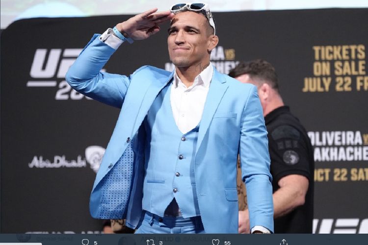 Masa Bodoh Dibilang Takut Kalah, Charles Oliveira Ogah Konyol Paksa Lawan Islam Makhachev