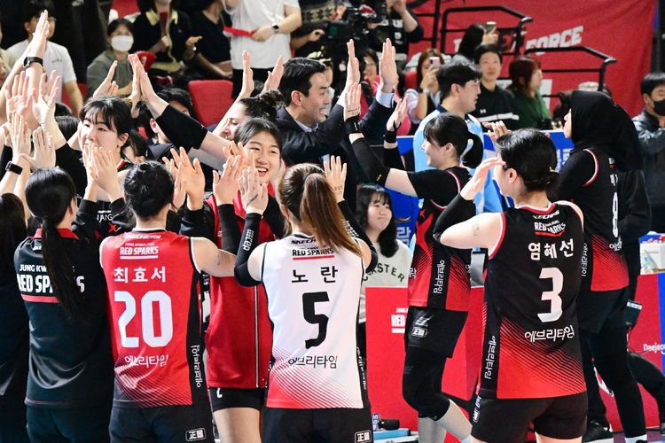Liga Voli Korea - Stop 6 Kemenangan Beruntun Tim Legenda Korea, Pelatih Red  Sparks Langsung Wanti-wanti Mega dkk - Bolasport.com