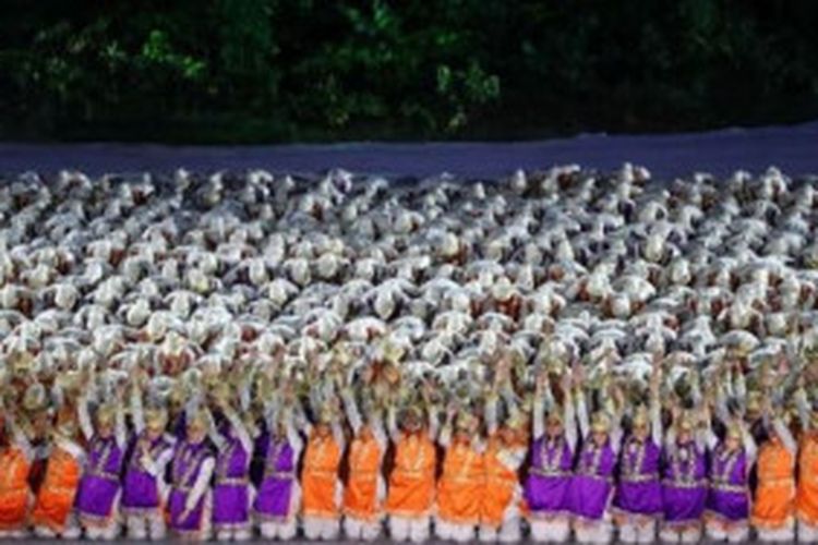 4 Fakta Tari Ratoh Jaroe Yang Sempat Dikira Tari Saman Pada Opening Ceremony Asian Games 18 Semua Halaman Bolasport Com
