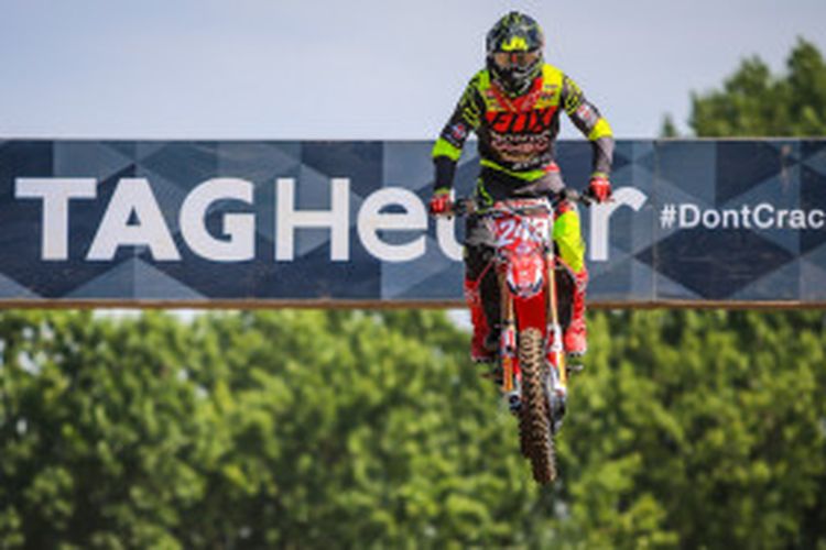 Motocross Olahraga Ekstrem Penuh Adrenalin di Bolasport