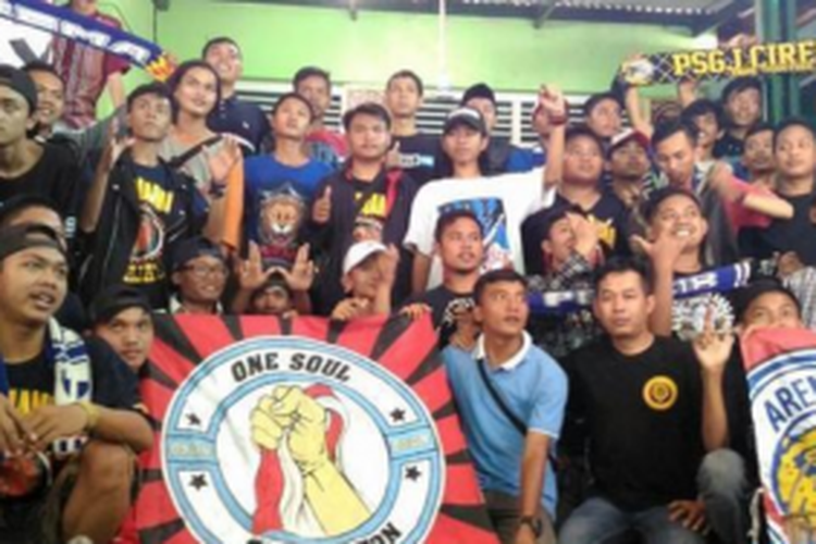 Aremania Cirebon Rayakan Hut Ke 7 Begini Pesan Dan Kesannya Bolasport Com