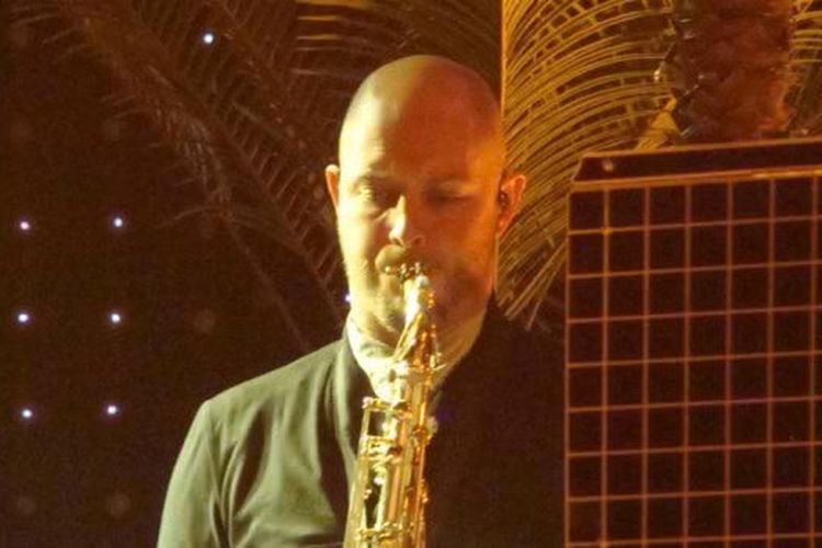 Pemain Saxophone The Killers Meninggal Dunia